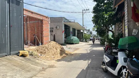 Bán đất đường cây cám, hẻm xe hơi.
