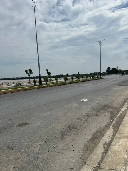 Bán 700 mét view sông bờ kè bửu long. 200m thổ cư .30m mt đường 2 chiều