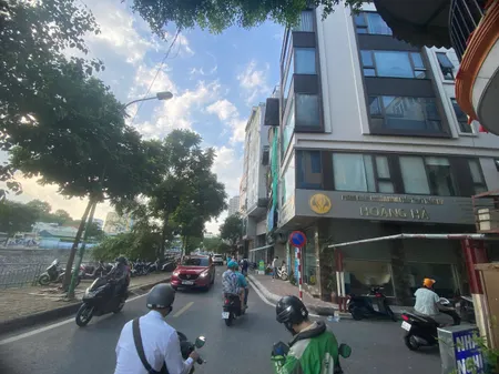 CHO THUÊ NHÀ -  6 TẦNG THANG MÁY - LÔ GÓC 2 MẶT TIỀN ĐƯỜNG – VIEW SÔNG - ĐỖ Ô TÔ XE MÁY