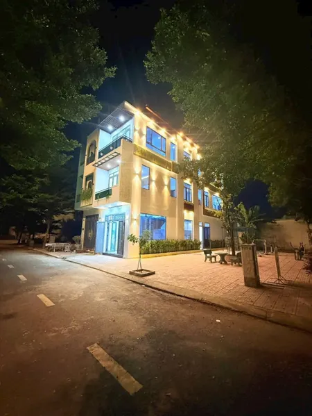 Bán Nhà KDC nhà Ở ở bên công viên Căn Nhà 2 mặt Tiền
