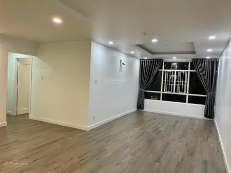 Cc giai việt cần bán gấp 2pn 115m2 giá từ 4,7 tỷ view hướng đẹp có sổ hồng