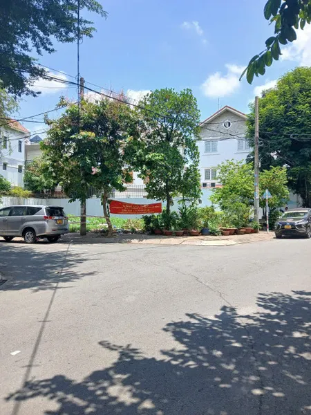 Cho thuê đất góc 2 mặt tiền 20x30m khu Tên Lửa, Bình Tân.