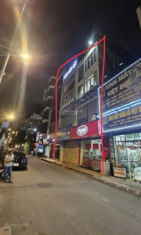 Hot hot!!! mặt phố âu cơ 90m2*5 tầng, mt 9m, 35.9 tỷ, kd vp, cho thuê 75tr/thg