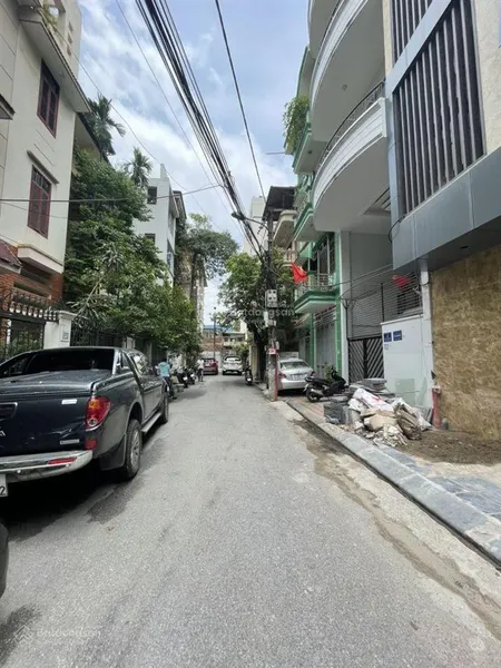 Cầu diễn 60m x 4 tầng dân xây ô tô kd giá hơn 13 tỷ