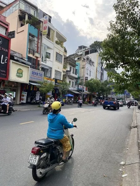 Bán nhà mặt phố kinh doanh sầm uất cao thắng q10 chính chủ 1 đời 85m2 nở hậu nhỉnh 30 tỷ