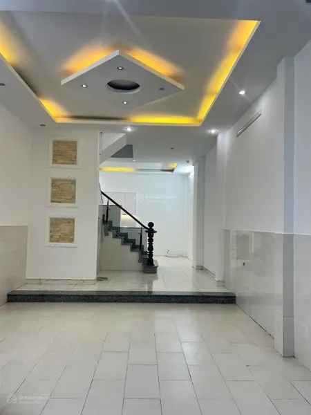 Ngay vincom hxh thông xe hơi 7 chỗ ngủ nhà! bán nhà nguyễn xí 4,25x12m 4 tầng btct 4pn.
