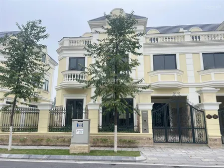 Chính chủ bán căn biệt thự đơn lập hướng đông nam siêu hiếm tại kđt an lạc green symphony
