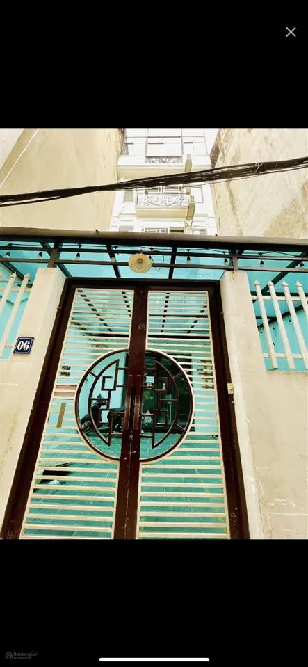 Bán nhà riêng, diện tích rộng rãi, vì gia đình cần bán
