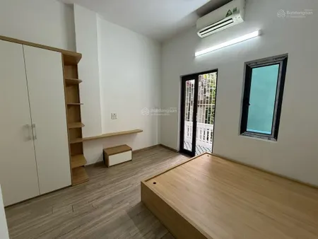 Nhà đẹp ngọc hà 10m ra phố tiện ích quanh nhà full nội thất ở ngay.