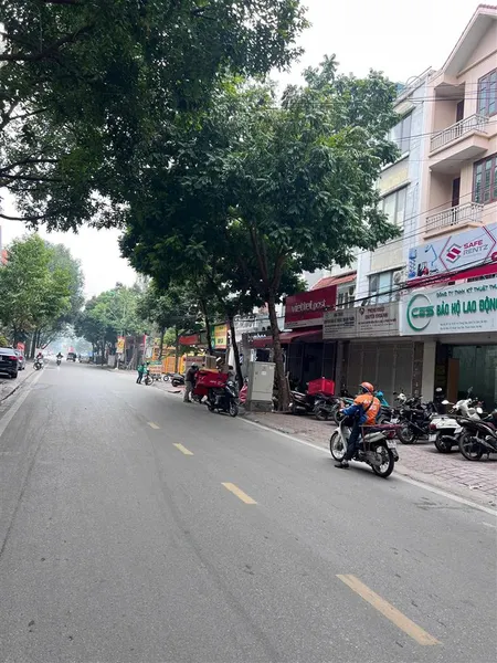Bán nhà mặt phố trung văn 5 tầng đẹp, vỉa hè rộng kinh doanh giá 3x tỷ