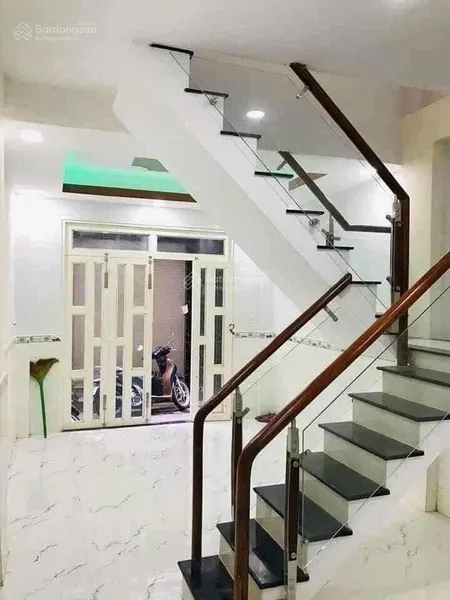 Bán nhà phường linh chiểu võ văn ngân gần đh sư phạm kỹ thuật dt 63m2 giá hơn 3 tỷ