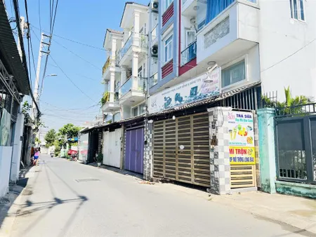 Bán chdv 3 tầng hẻm thông xe hơi 103.2m2 (4.5x22) thu nhập 35 triệu/tháng (hơn 5%)