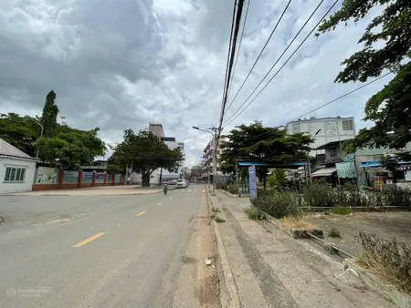 Mặt tiền kinh doanh 104m2, đường đặng thế phong, quận tân phú