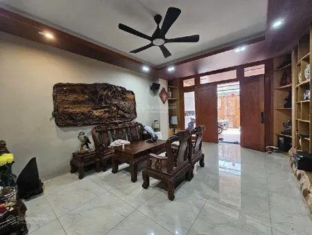 Vip mặt tiền kd khu bàu cát ca văn thỉnh 138m2 5 tầng nội thất cao cấp. giá 26.89 tỷ.