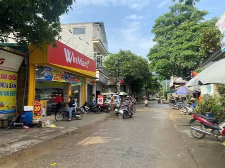 Chính chủ cần bán lô góc 2 mặt tiền. trục chính liên xã