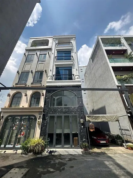 Cách mt 30m hẻm xe tải 1 trục! bán đất khu nhà đồng bộ nguyễn xí 4x12m. khu dân trí cao, an ninh.