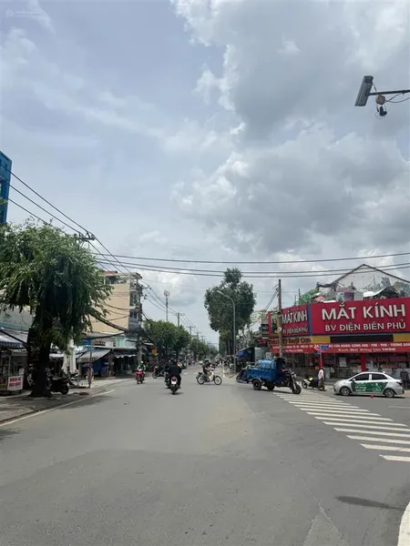 Đất mặt tiền hẻm thông, 60m2 nở hậu, cách phạm văn đồng chỉ 300m, giá nhỉnh 5 tỷ