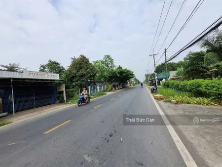 Bán đất mặt tiền tỉnh lộ 15, xã an phú, diện tích 914m2 = 11m x 83m, có 150m2 thổ cư