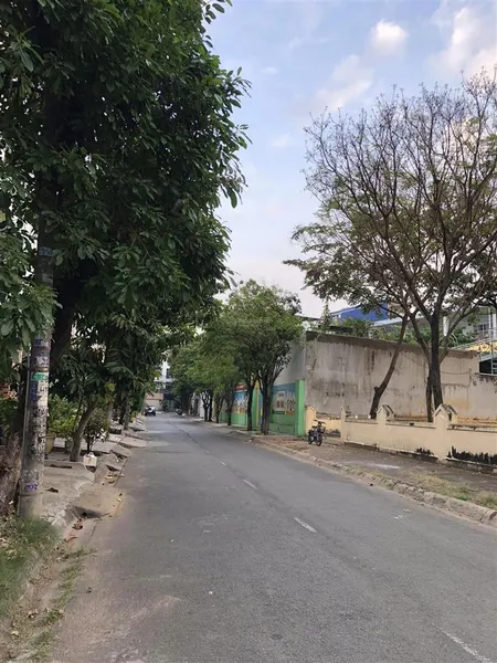 Bán gấp cặp đất mt đường số 25, khu tên lửa 10 x 20m, giá 23 tỷ giá tốt view công viên
