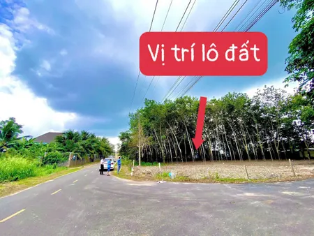 Lô góc 2 mặt tiền ngay tỉnh lộ 749B Minh Thạnh - TP. Hồ Chí Minh.