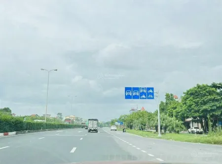 Bán đất mặt phố hoàng ngân tặng nhà xưởng dòng tiền 30 triệu/tháng