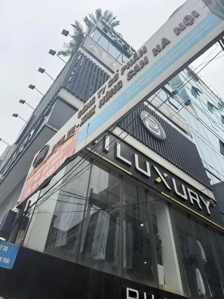 Tòa nhà mặt phố Nguyễn Trãi 188m² 11 tầng MT 9.4m khủng thu 5,5 tỷ/năm chỉ 103 tỷ