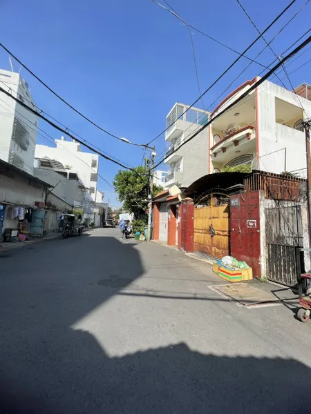 Bán nhà sân vườn 2 lầu hẻm nhựa Nguyễn Văn Lượng Gò Vấp, sổ riêng 147m