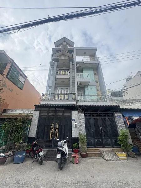Bán nhà 4 Tầng , Hẻm 8m Thông, giá 7.65 tỷ Phường Bình Trị Đông, Bình Tân.