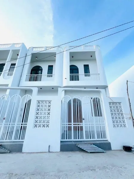Bán dãy nhà phố vùng ven Sài Gòn