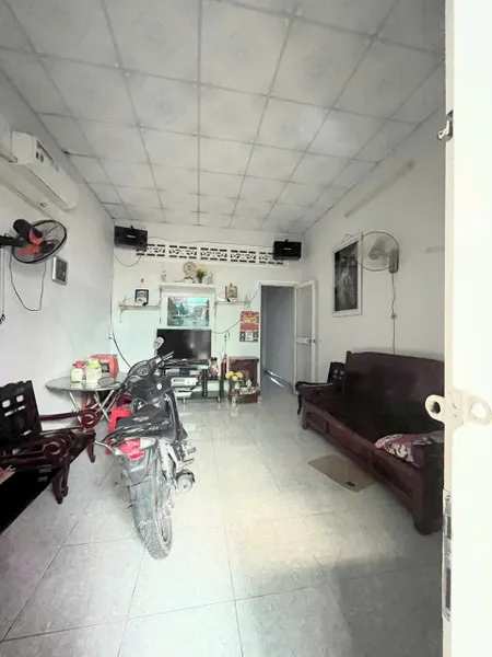 Bán Gấp Căn Nhà Phường Bửu Hòa Sổ riêng thổ cư Dân cư đông kín