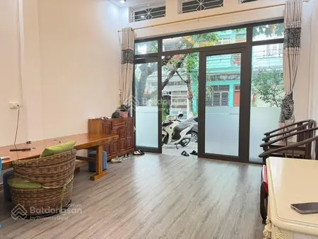 Bán nhà 2 mặt đường trước và sau, phố lê thanh nghị, kim tân, 90m2