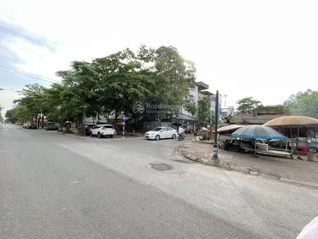 299.5m2 vuông vắn ô tô tránh chia lô đỉnh ngõ thông ngô gia tự gần trường học chợ diêm gỗ