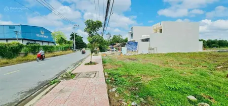 Chủ ngộp bank, bán gấp 3 lô đất thổ cư 5x19,3m. 3 tỷ4/nền (có tl).đường hoàng phan thái,bình chánh