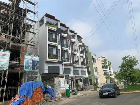 Còn 1 lô cần bán khu đồng bộ, ngã tư ga. giáp gò vấp