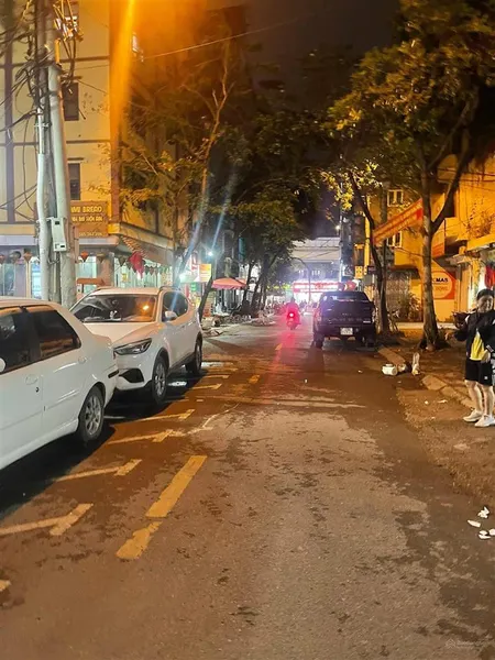 Bán nhà phố cổ bế văn đàn, hà đông, 45m2, 3,5 tầng, phân lô bàn cờ, đường thông ôtô tránh, siêu rẻ