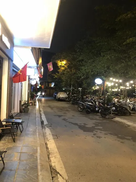 Chính chủ bán nhà bán đảo tây hồ ,20m ra mặt hồ tây . 7 tầng thang máy , kcbt móng cọc nhồi
