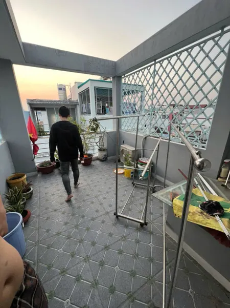 BÁN NHÀ HẺM 4M MINH PHỤNG – P2 Q11 – Diện tích: 3.3 x 10m,vuông vứt – Kết cấu: 4 tầng