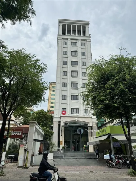 Siêu hiếm building mt võ văn tần, quận 3. dt 12 x 21m hầm 11 tầng. hđt 800 triệu. giá 160 tỷ