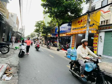 Bán 147.5m2 mặt tiền chợ vải phú thọ hòa vị trí đẹp kinh doanh sầm uất (7.75m x 19m)