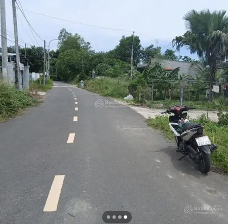 Bán lô đất mặt tiền đường nhựa, vườn sầu riêng thái. dân cư đông đúc. sổ hồng riêng. thổ cư