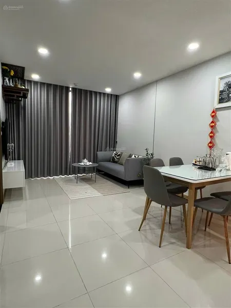 Mình cần bán căn 2pn 66m2chung cư rose town 79 ngọc hồi hoàng liệt, hoàng mai 0983 339 ***