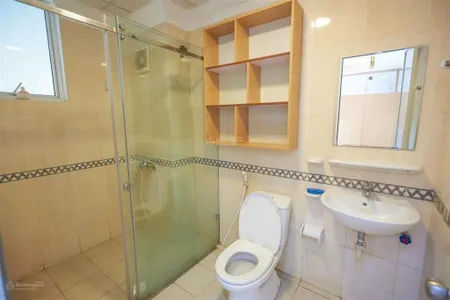 Bán căn hộ toà no17 3 sài đồng, s 111m2, 3 phòng ngủ 2wc tặng nội thất. giá 5,5 tỷ