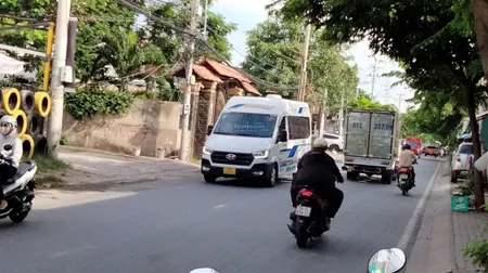 Mặt tiền phạm hữu lầu, 157m2, ngang 6m, cấp 4 tiện xây mới, dòng tiền 15 triệu/tháng. chỉ 17,5 tỷ