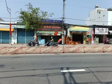 Bán nhà 206m² ngang 5,7m giá 11.5 tỷ Phường Phú Thuận