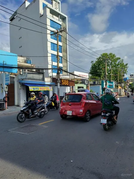 Bán nhà 4,5x17m, 6 tầng, mặt tiền đường phạm văn bạch, 15 tỷ 900