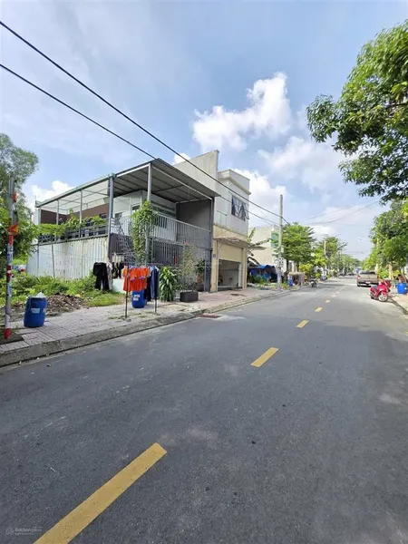 Bán lô đất nga đường phan đình giót gần chợ thành nam, dt 75m2, giá 1,45 tỷ, sổ sẵn, full thổ cư