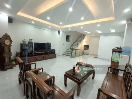 Bán nhà việt hưng, long biên 50m2 5t 10.9 tỷ. nhà đẹp, thiết kế hiện đại, gara oto 7c.