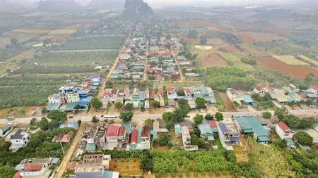 Chính chủ bán đất ở bảo hiệu, yên thuỷ, hoà bình giá chỉ 330tr 100m full thổ cư cách đường hcm 500m