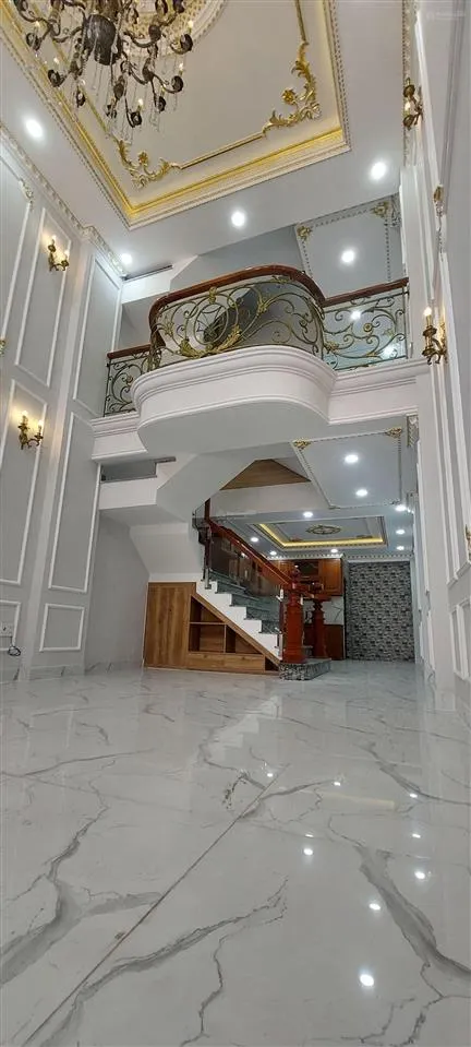 Nhà p.linh đông 5 tầng 68m2 ng4, sát phạm văn đồng, ngay cạnh chung cư 4s linh đông, chỉ 8tỷ*(tl)