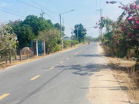 Bán 250m2 đất long mỹ huyện đất đỏ ven núi minh đạm